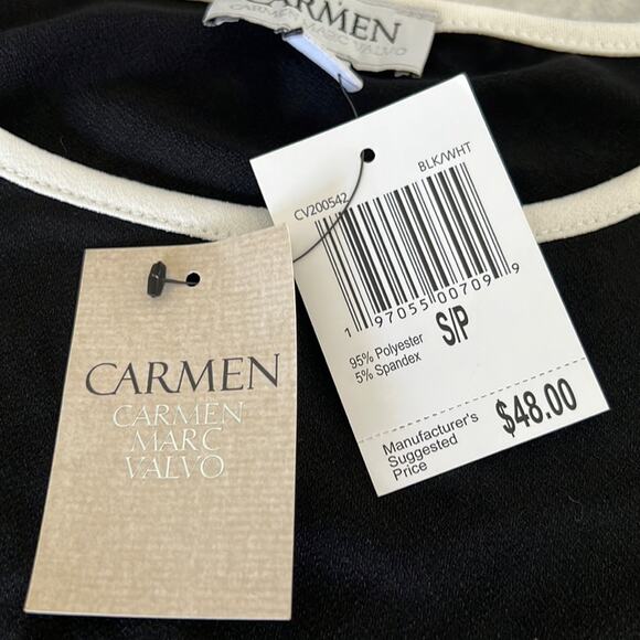 Carmen Marc Valvo NWT Black & White Cold Shoulder Knit Top Blouse Size Small - Picture 9 of 12